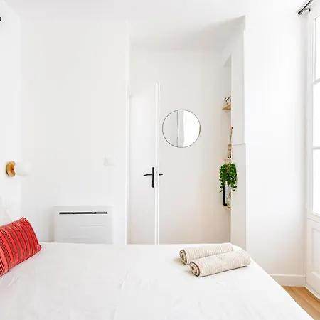 Le Pimpe Rochelais Apartment *